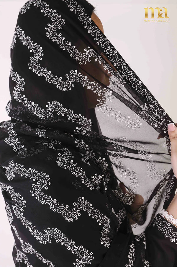 Color_Black