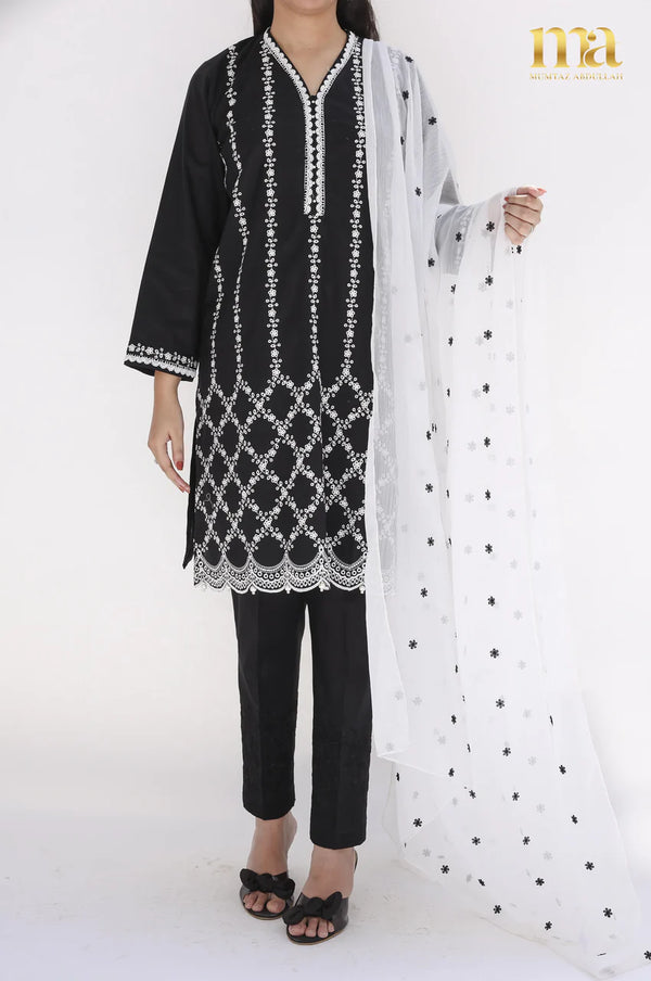 Color_White & Black